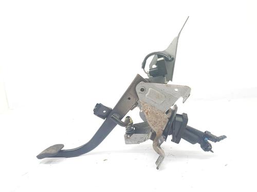 Clutch pedal VOLVO V40 Hatchback (525) T2 | BP31959723I13