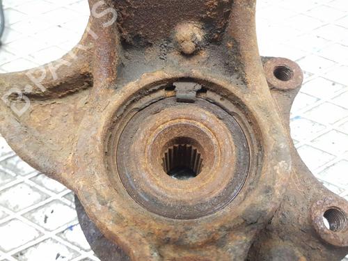 Left front steering knuckle PEUGEOT 208 I (CA_, CC_) 1.4 HDi | BP22749511M25 