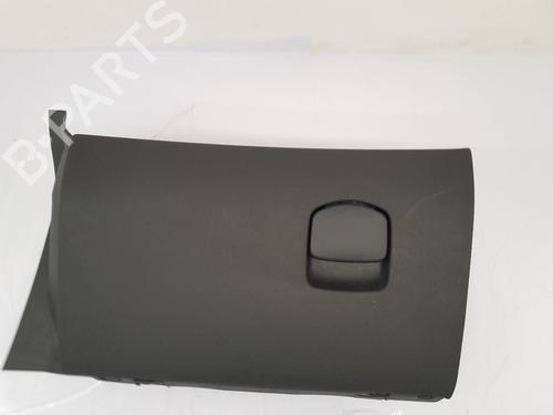 Used Glove box Glove box VAUXHALL CORSA Mk III (D) (S07) 1.4 (L08) (101 hp) 34226487 34226487