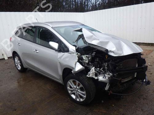 Used Parts KIA CEE'D Sportswagon (JD) 1.4 CVVT 2429003