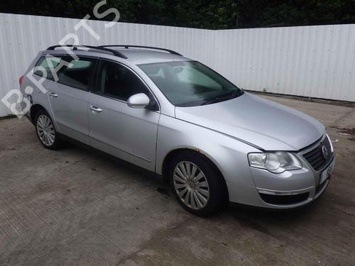 Right headlight VW PASSAT B6 Variant (3C5) 2.0 TDI 16V | BP30161501C29