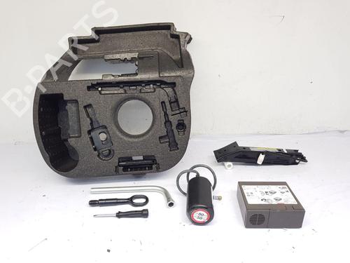 Used Jack Kit AUDI A6 C7 Avant (4G5, 4GD) RS6 quattro (560 hp) 29641805