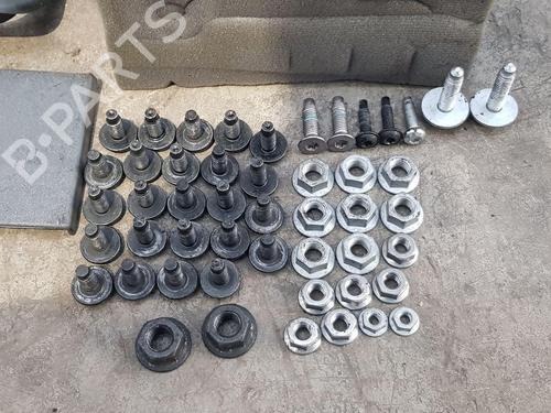 Rear seat LAND ROVER DEFENDER Station Wagon (L663) D300 MHEV 4x4 | BP32430253C17 