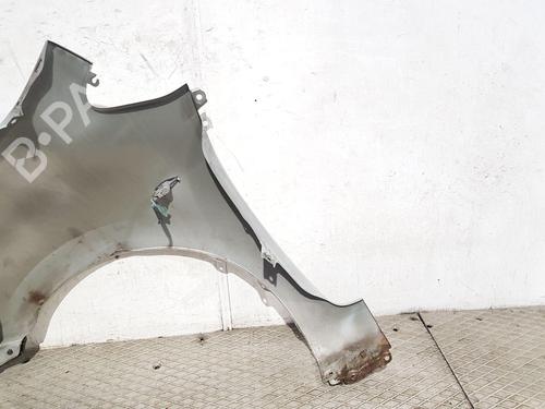 Right front fenders TOYOTA AURIS (_E15_) 2.0 D-4D (ADE150_, ADE150R) | BP29597998C42 