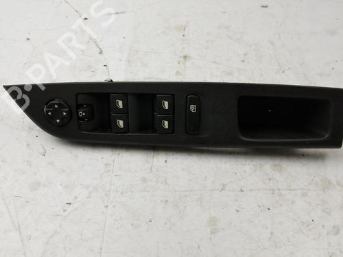 Used Right front window switch Right front window switch 38931281 38931281