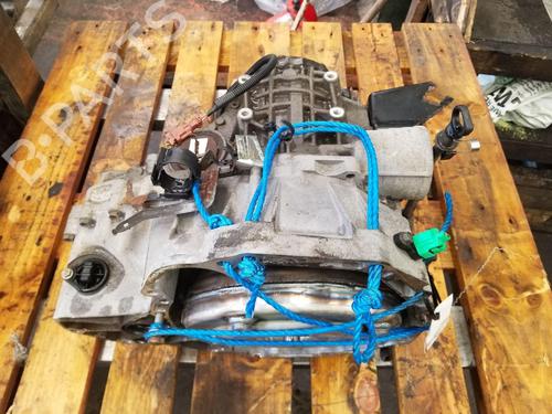Boîte de vitesses Boîte de vitesses NISSAN MICRA III (K12) 1.4 16V (88 hp) 35885445 35885445