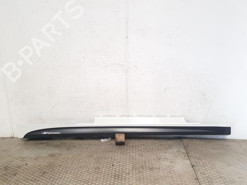 Høyre side kjol Høyre side kjol BMW 4 Coupe (F32, F82) 420 d (190 hp) 36555230 36555230