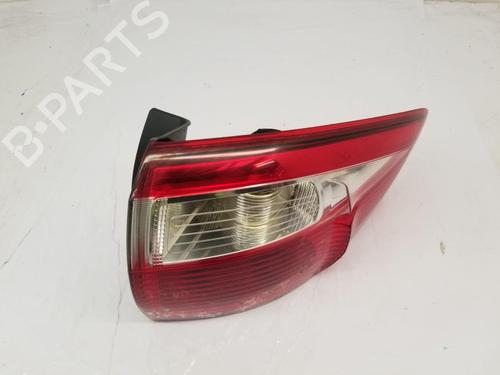 right-taillight-ford-c-max-ii-dxacb7-dxaceu-2010-2011-2012-2013-2014-2015-2016-2017-2018-2019-40463369 main image