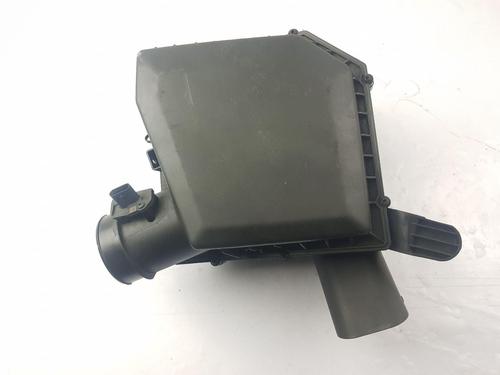 Used Air filter box VOLVO XC40 (536) B4 Mild-Hybrid AWD (197 hp) 28029428