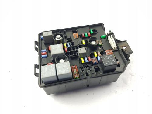 Used Fuse box OPEL CORSA E (X15) 1.4 (08, 68) (75 hp) 27920787