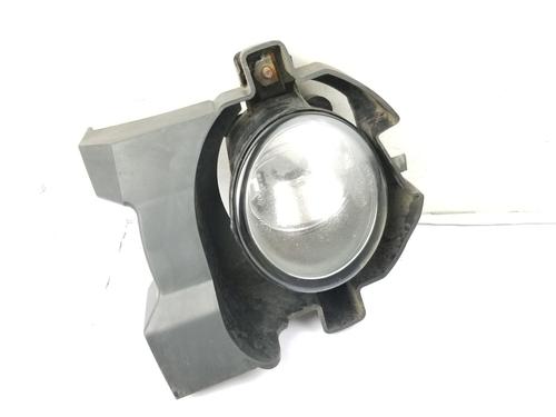 Used Left front fog light Left front fog light 39240264 39240264