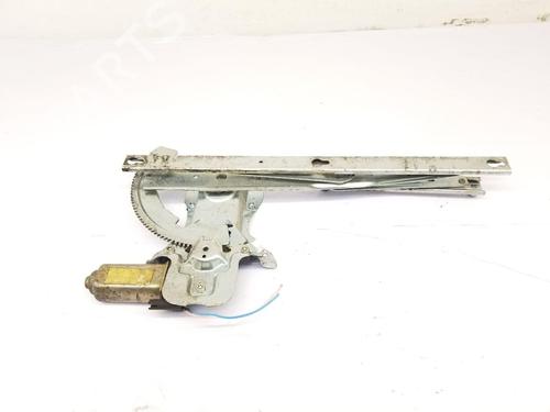 Front right window mechanism LAND ROVER DISCOVERY II (L318) 2.5 Td5 4x4 | BP26915167C23