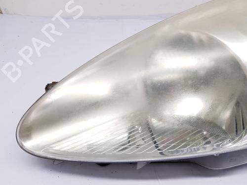 Left headlight FIAT GRANDE PUNTO (199_) 1.4 16V (199BXG1B, 199AXG1B) | BP32252142C28