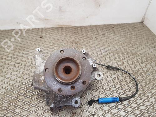 Fusée avant gauche BMW 5 (E39) 520 i (170 hp) 28592741