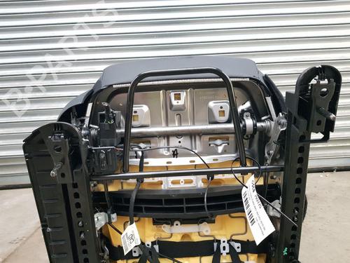 Right front seat FORD PUMA (J2K, CF7)  | BP32846934C16  - Image 23