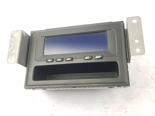 Used Radio MITSUBISHI L200 / TRITON (KA_T, KB_T) 2.5 DI-D 4WD (KB4T) (136 hp) 28612478