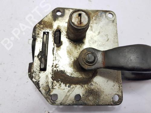 Tailgate lock LAND ROVER DEFENDER Station Wagon (L316) 2.4 Td4 4x4 (L316) | BP22682563C101 
