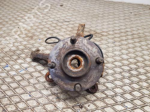 Used Left front steering knuckle MITSUBISHI COLT VI (Z3_A, Z2_A) 1.1 (Z31A, Z32A) (75 hp) 30471433