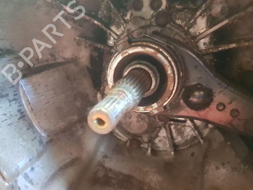 Gearbox ISUZU D-MAX I (TFR, TFS) 2.5 DiTD 4x4 (TFS86_) | BP30138127M3