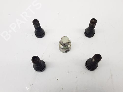 other-bmw-1-f40-2019-32177766 main image