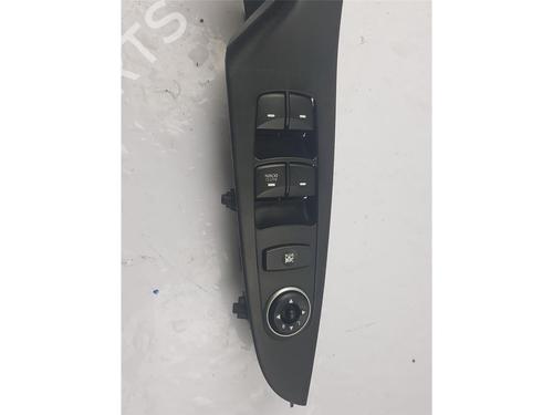Right front window switch HYUNDAI i30 (GD) 1.6 CRDi | BP39137808I26 - Image 2