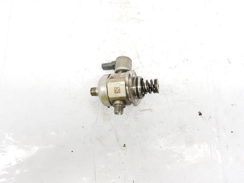 Used Fuel pump BMW 4 Coupe (F32, F82) M4 Competition (450 hp) 31603676