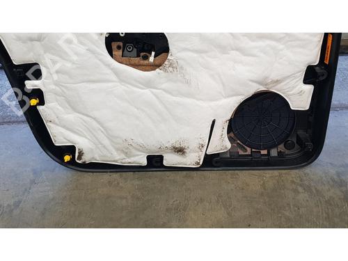 Høyre frontpanel TESLA MODEL Y (5YJY) EV Performance All-wheel Drive | BP35746019C59  - Image 8