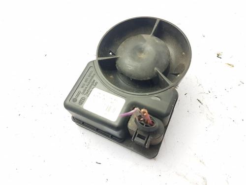 Used Electronic module Electronic module VW GOLF V (1K1) 1.9 TDI (105 hp) 32870549 32870549