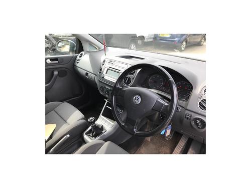 Grille VW GOLF PLUS V (5M1, 521) 2.0 TDI 16V | BP22655147C40 