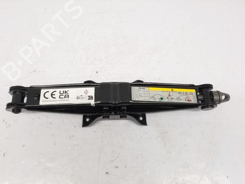 Bordwerkzeug für VW GOLF VIII (CD1, DA1) 2.0 TDI (150 hp) 28081178