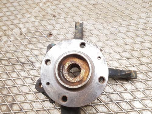 Left front steering knuckle OPEL CORSA F (P2JO) 1.2 (68) | BP30948664M25