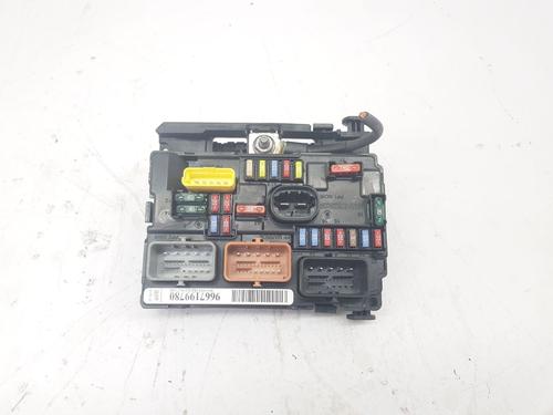 Used Fuse box Fuse box 38088743 38088743