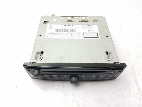 radio-renault-clio-iii-br01-cr01-2005-2006-2007-2008-2009-2010-2011-2012-2013-2014-33412798 main image