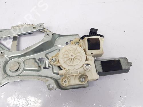 Elevalunas delantero derecho VAUXHALL VECTRA Mk II (C) GTS (Z02) 1.8 | BP30796167C23 