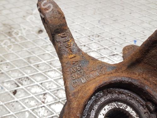 Left front steering knuckle FORD FOCUS III 1.6 TDCi | BP22671841M25