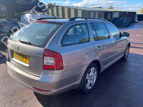 Left headlight SKODA OCTAVIA II Combi (1Z5) 1.6 TDI | BP34708652C28 - Image 15