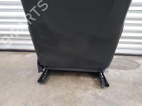 Left front seat LOTUS EMIRA 3.5 | BP31027223C15 