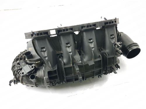 Used Intake manifold VW GOLF VIII (CD1, DA1) 2.0 TDI (150 hp) 31690969