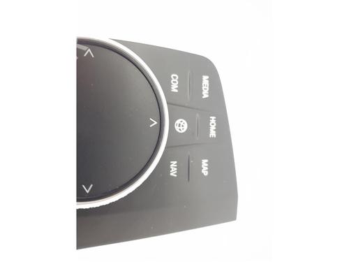 Switch BMW 1 (F40) M 135 i xDrive | BP31819979I30