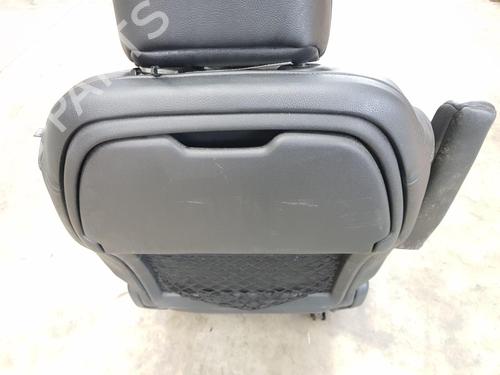 Left front seat TOYOTA PROACE VERSO Bus (MPY_) 2.0 D4d (MPY6, MPY5) | BP22683090C15 