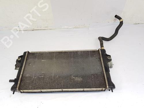Used Water radiator Water radiator MITSUBISHI OUTLANDER III (GG_W, GF_W, ZJ, ZL, ZK) Plug-in Hybrid (GG2W) (200 hp) 36240926 36240926