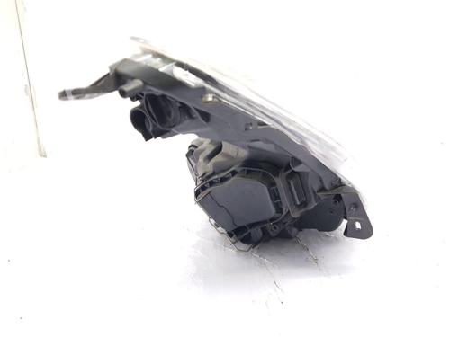 Right headlight VAUXHALL CORSA Mk III (D) (S07) 1.2 i 16V (L08) | BP32252101C29