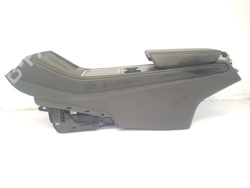 Armrest / Center console TESLA MODEL Y (5YJY) Long Range Rear-Wheel Drive | BP38701737I20 - Image 8