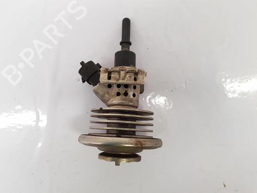 Used Injector VAUXHALL MOVANO Mk II (B) Chassis/Cab (X62) 2.3 CDTI FWD (UV, HV, EV) (131 hp) 32004094