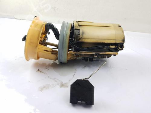 Fuel pump VW TRANSPORTER T5 Van (7HA, 7HH, 7EA, 7EH) 2.5 TDI | BP30823264M76 