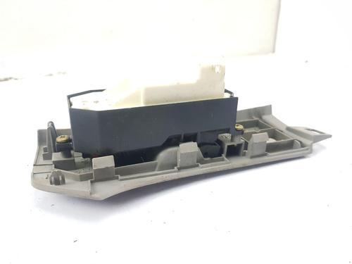 Right front window switch TOYOTA YARIS (_P9_) 1.0 VVT-i (KSP90_, KSP90R) | BP32375194I26 