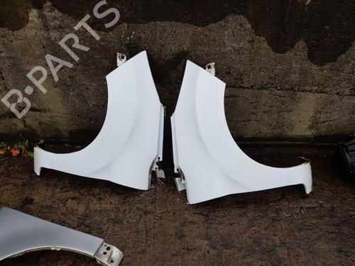Used Right front fenders Right front fenders FORD FIESTA VI Van 1.6 TDCi (95 hp) 40608181 40608181