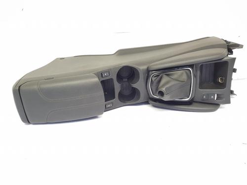 Armrest / Center console NISSAN QASHQAI II (J11, J11_)  | BP29642137I20 