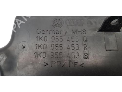 Windscreen washer tank VW GOLF IV (1J1) 3.2 R32 4motion | BP27530245C113 