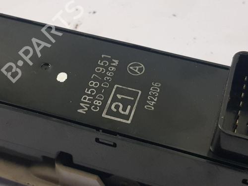 Right front window switch MITSUBISHI L200 / TRITON (KA_T, KB_T) 2.5 DI-D 4WD (KB4T) | BP30765064I26